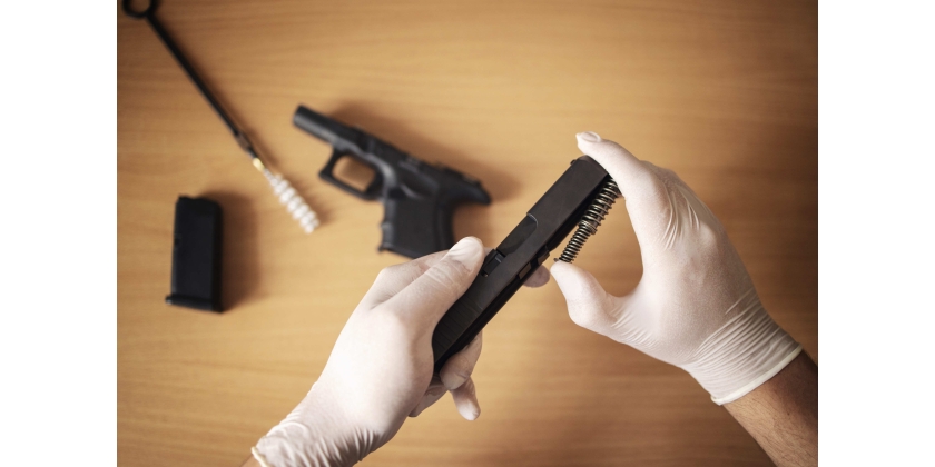Cuidados essenciais para conservação de armas de fogo: segurança, armazenamento e manutenção responsável